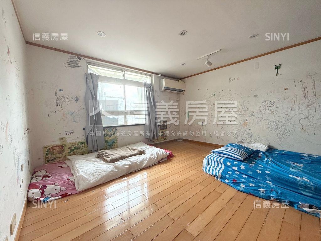 近捷運內科稀有釋出電梯宅房屋室內格局與周邊環境