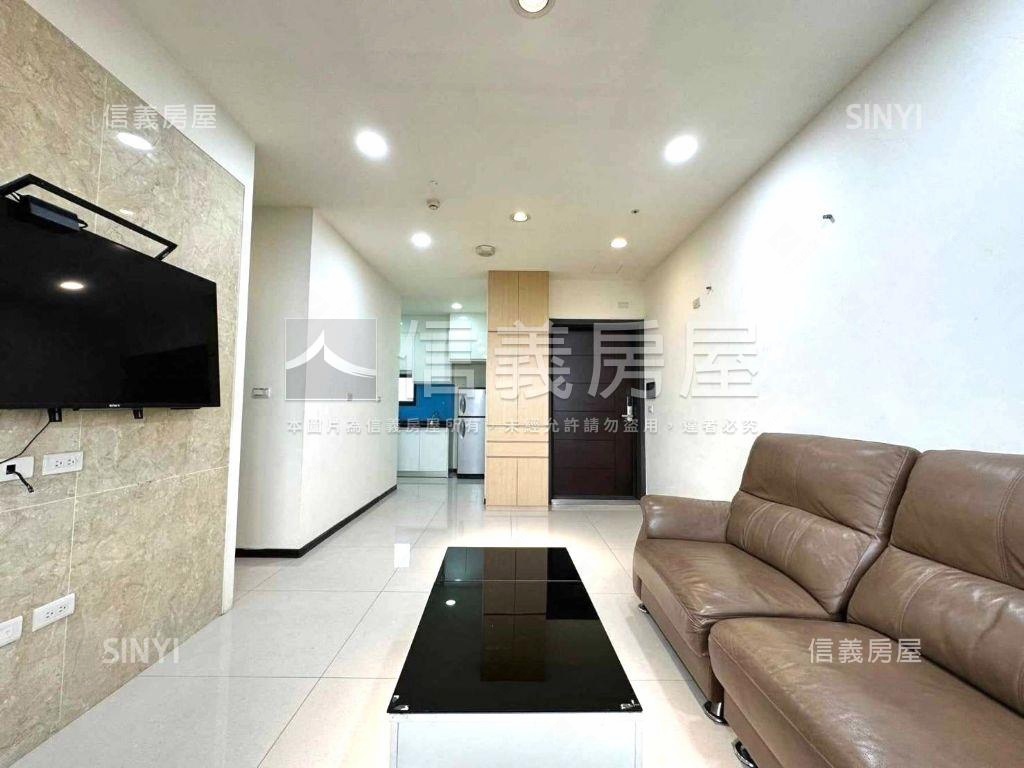 世界Ｗ高樓採光＋坡平車位房屋室內格局與周邊環境