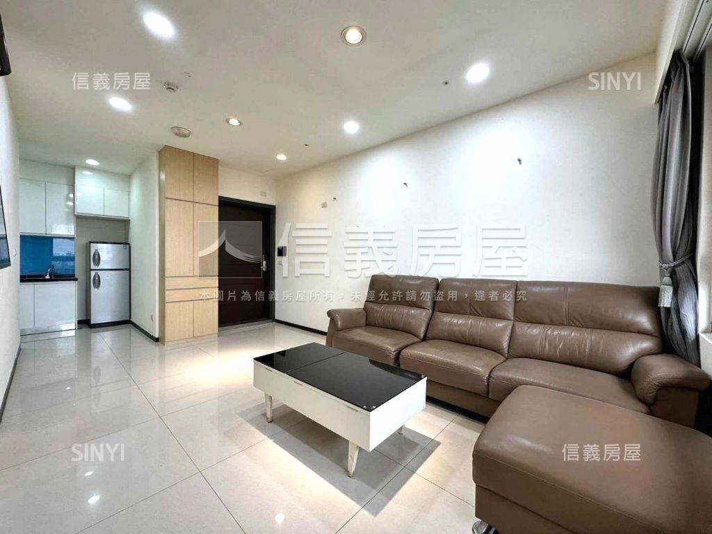 世界Ｗ高樓採光＋坡平車位房屋室內格局與周邊環境