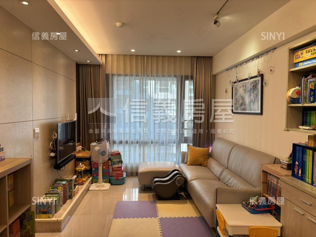 達麗首席邊間兩房車位房屋室內格局與周邊環境