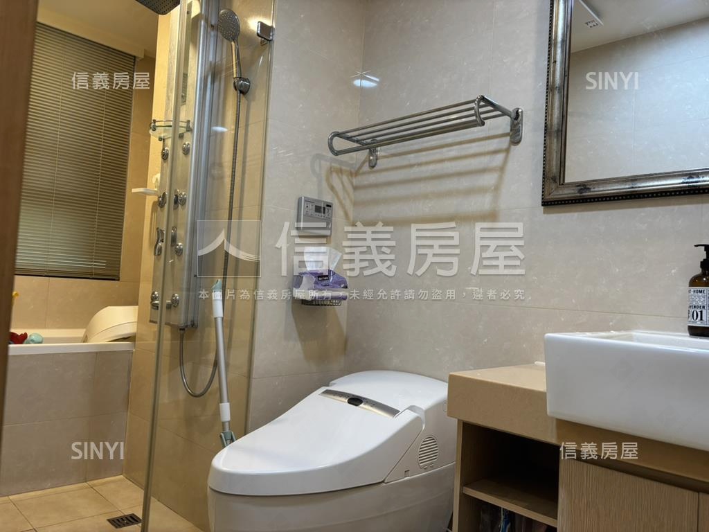 達麗首席邊間兩房車位房屋室內格局與周邊環境