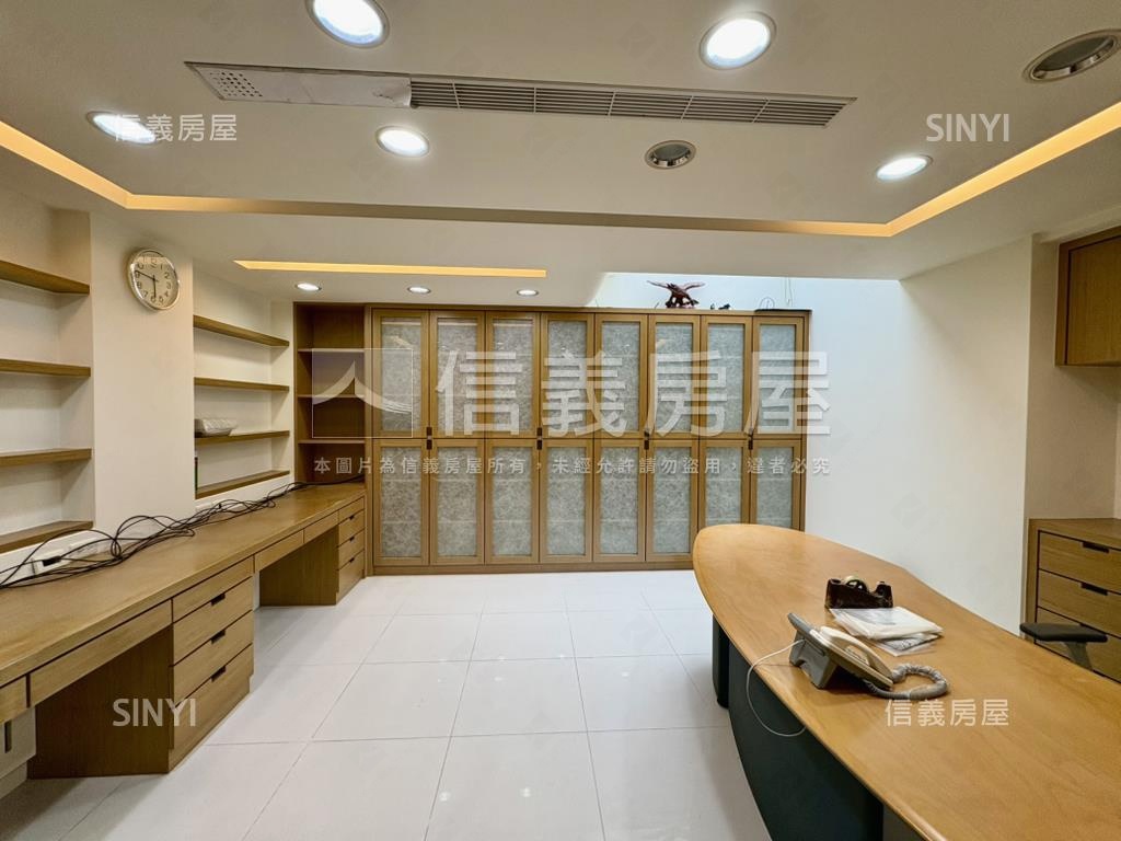精裝百坪三面採光電梯別墅房屋室內格局與周邊環境