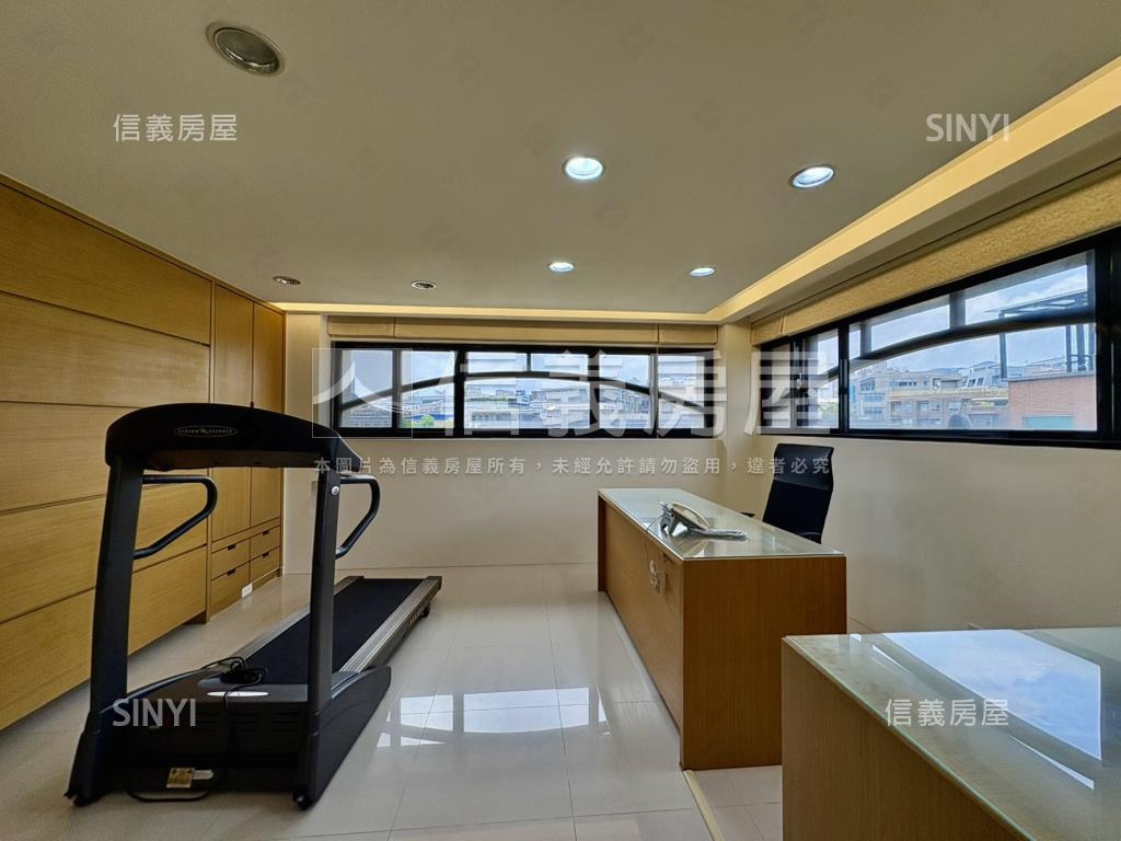 精裝百坪三面採光電梯別墅房屋室內格局與周邊環境