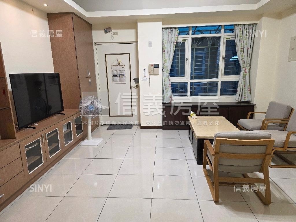 徐匯捷運電梯三房房屋室內格局與周邊環境