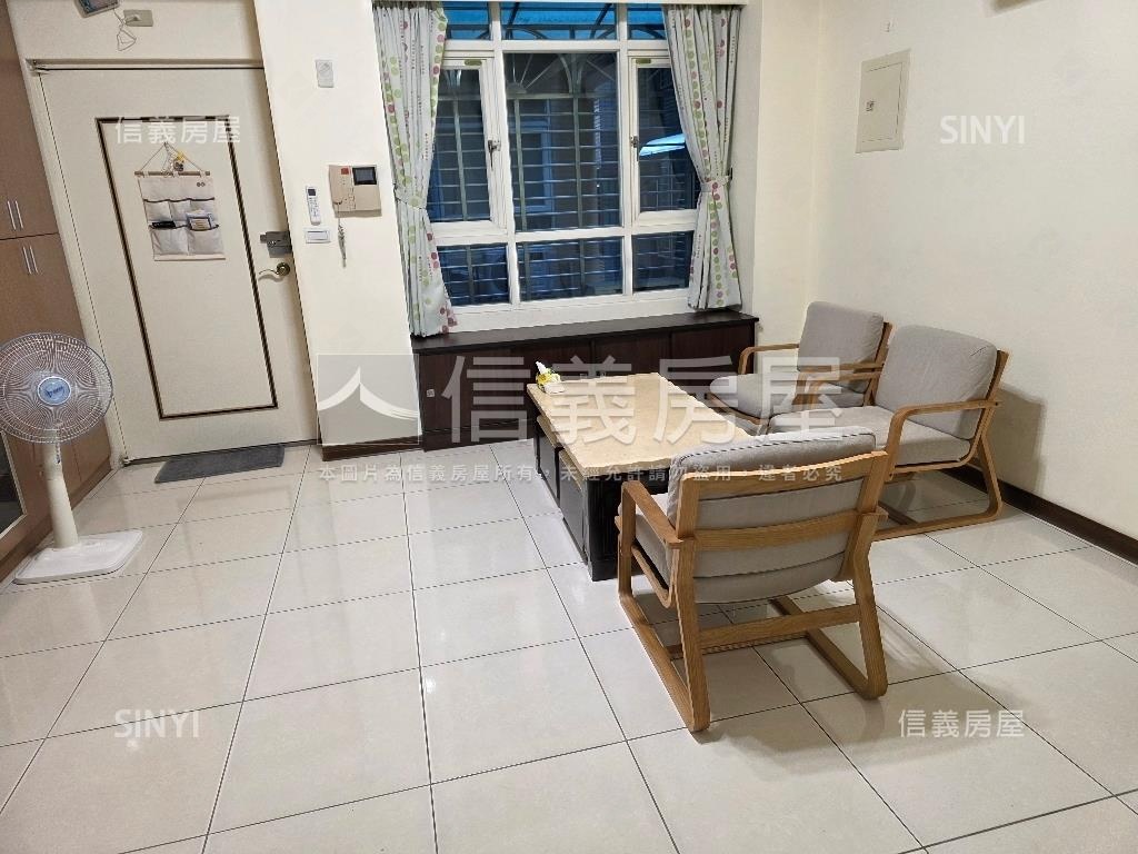 徐匯捷運電梯三房房屋室內格局與周邊環境