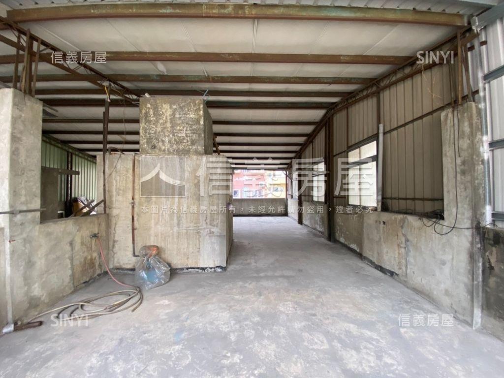 西區大同街大面寬庭院透天房屋室內格局與周邊環境