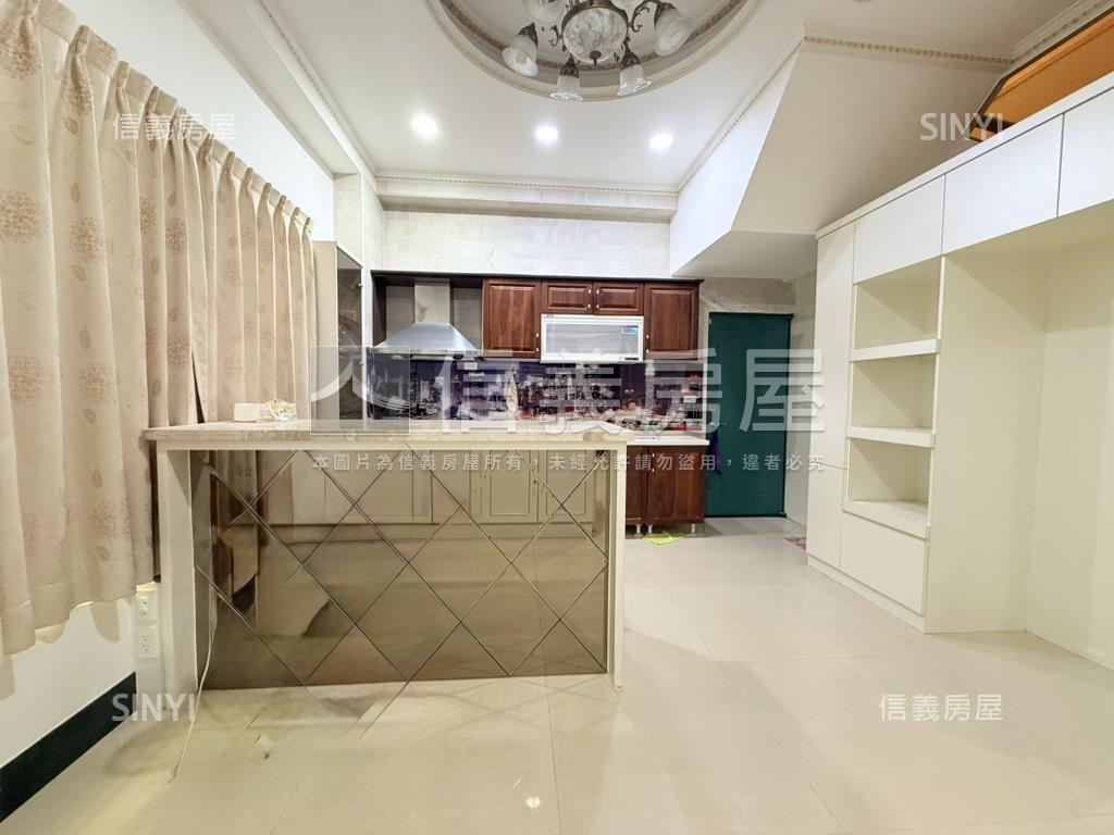 富強尊榮邊間質感透天房屋室內格局與周邊環境