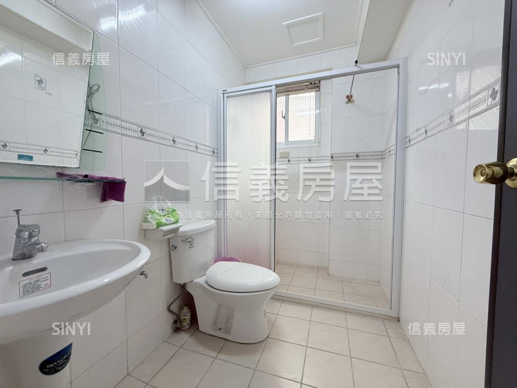 富強尊榮邊間質感透天房屋室內格局與周邊環境