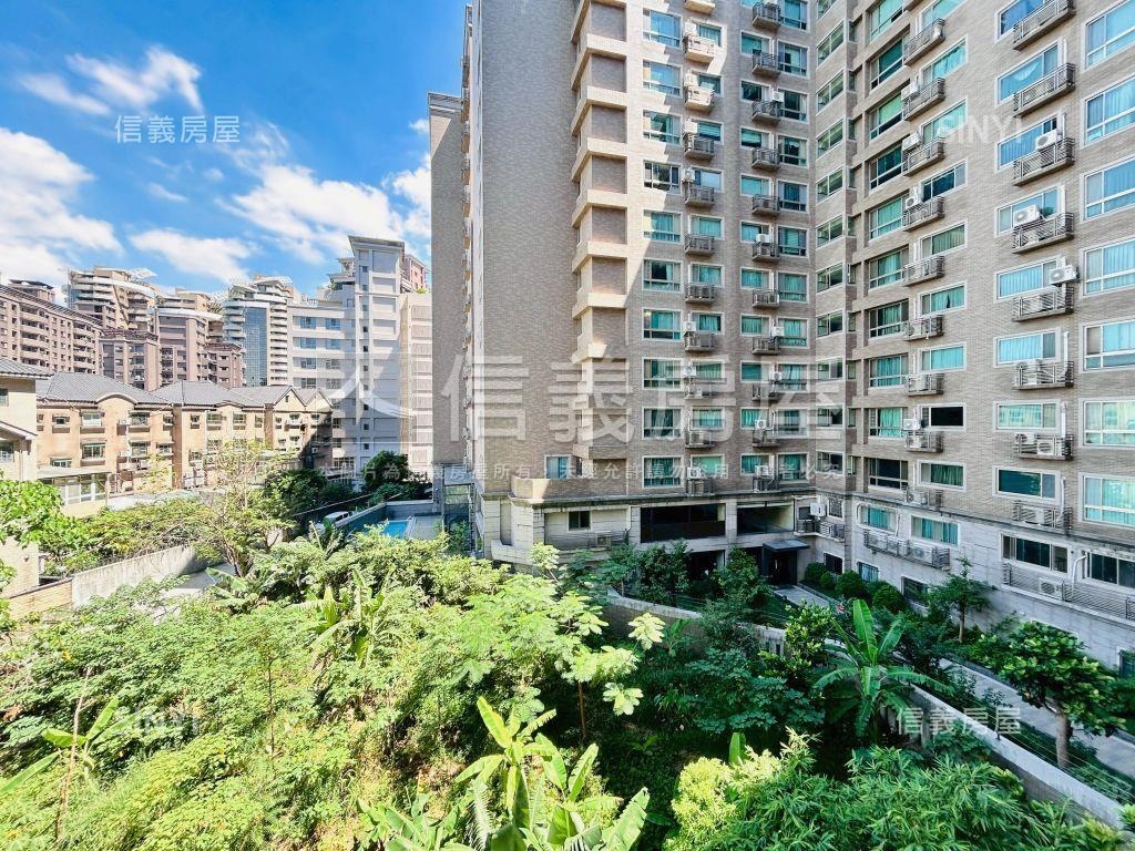 專任竹城富士邊間三房車位房屋室內格局與周邊環境