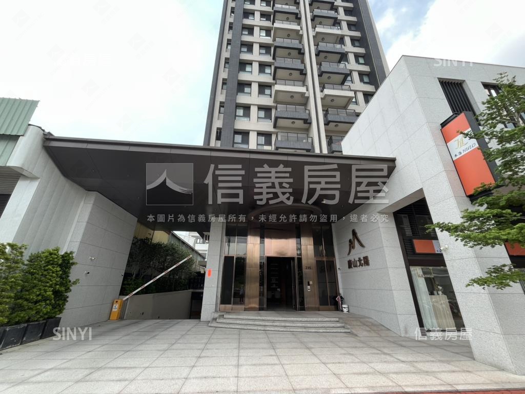 舒適精裝潢三房平車美宅房屋室內格局與周邊環境