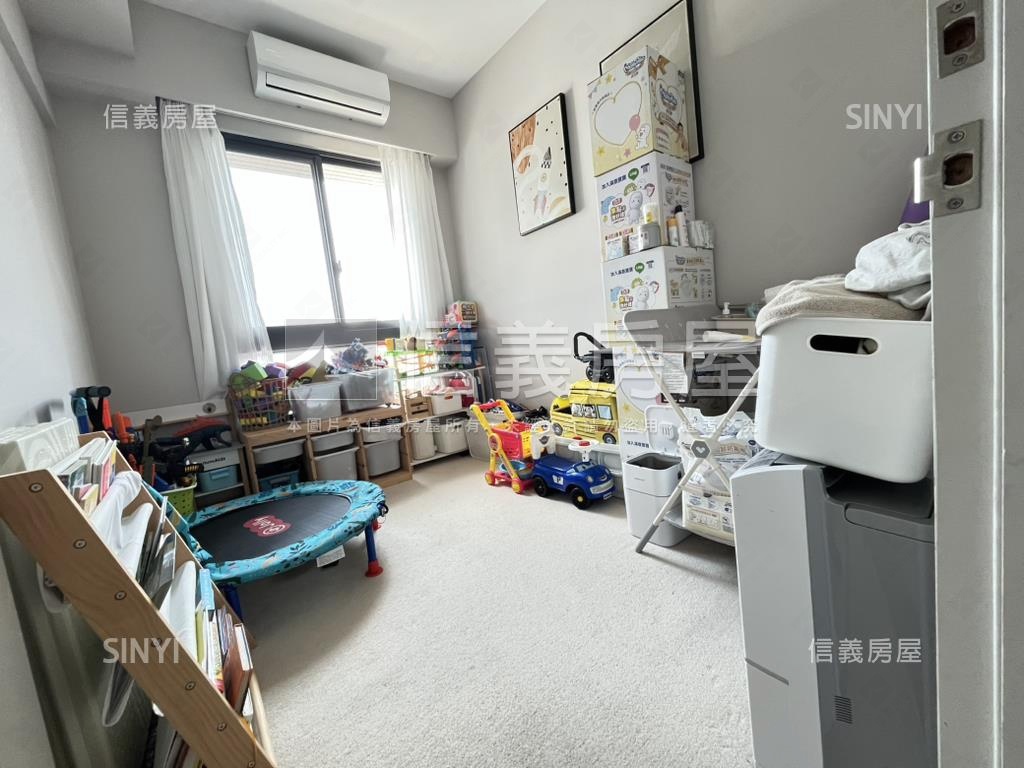 舒適精裝潢三房平車美宅房屋室內格局與周邊環境