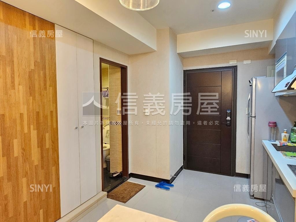 杜拜精裝質感低總價兩房房屋室內格局與周邊環境