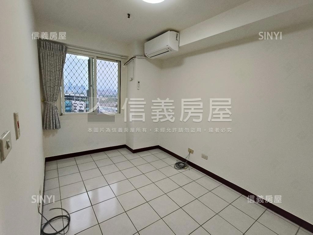 來了來了首購新婚族上車了房屋室內格局與周邊環境