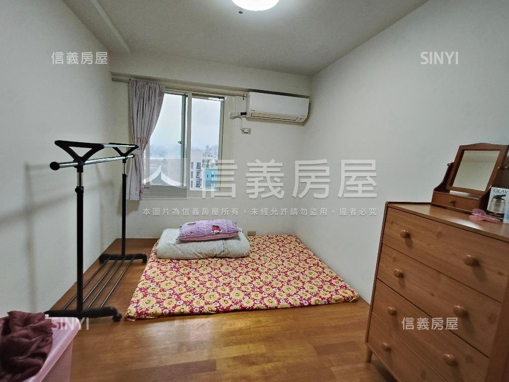 來了來了首購新婚族上車了房屋室內格局與周邊環境