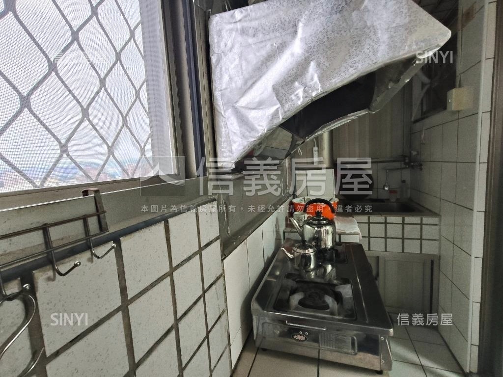 來了來了首購新婚族上車了房屋室內格局與周邊環境