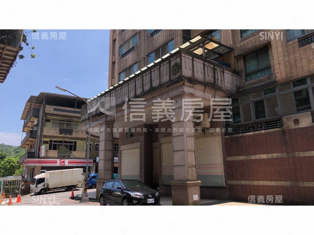 名軒新天地裝潢明亮美三房房屋室內格局與周邊環境