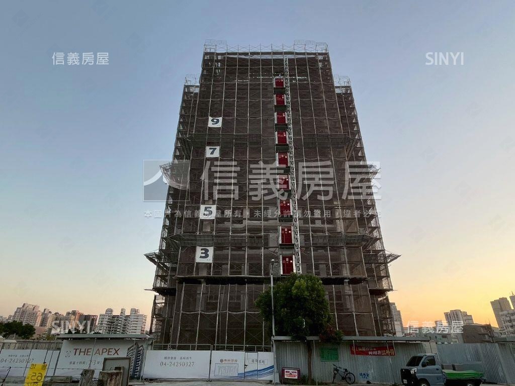 近１４期永尚承真三房平車房屋室內格局與周邊環境