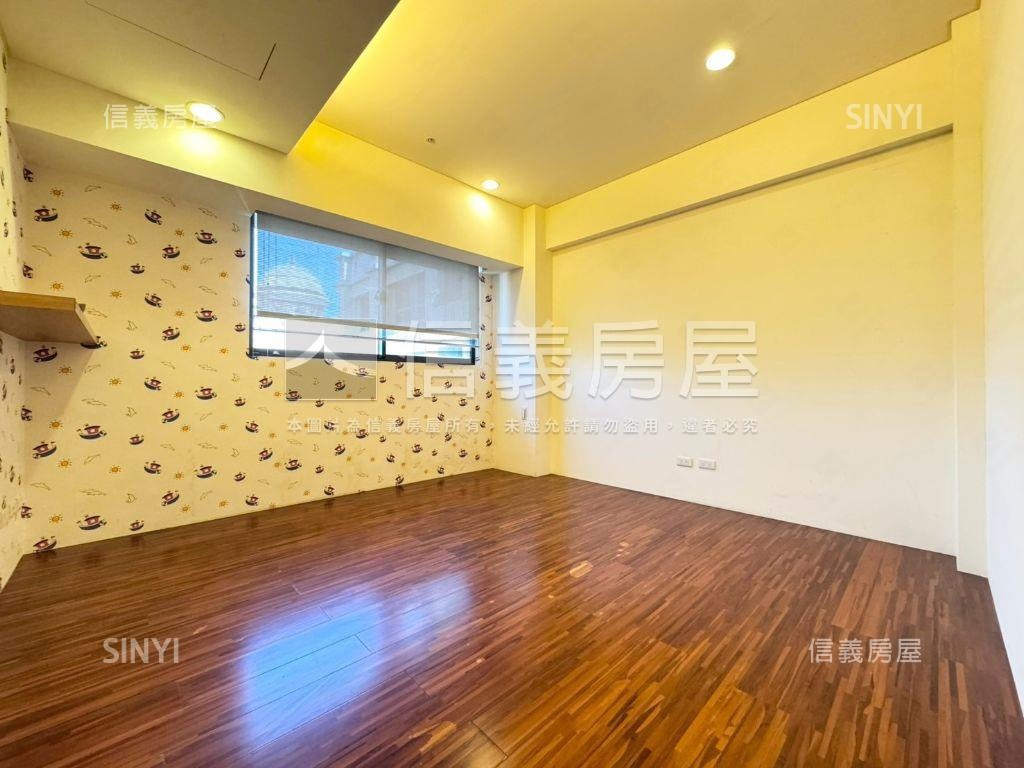 專任國美之星˙遠眺美景房屋室內格局與周邊環境