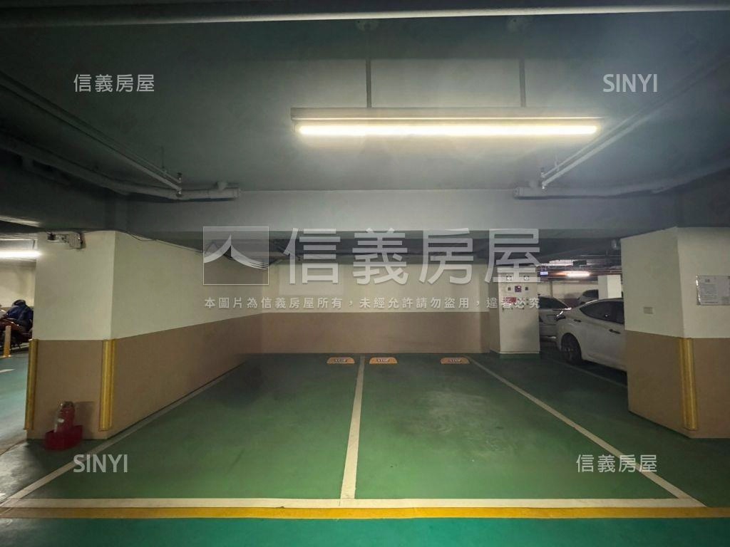 專任國美之星˙遠眺美景房屋室內格局與周邊環境