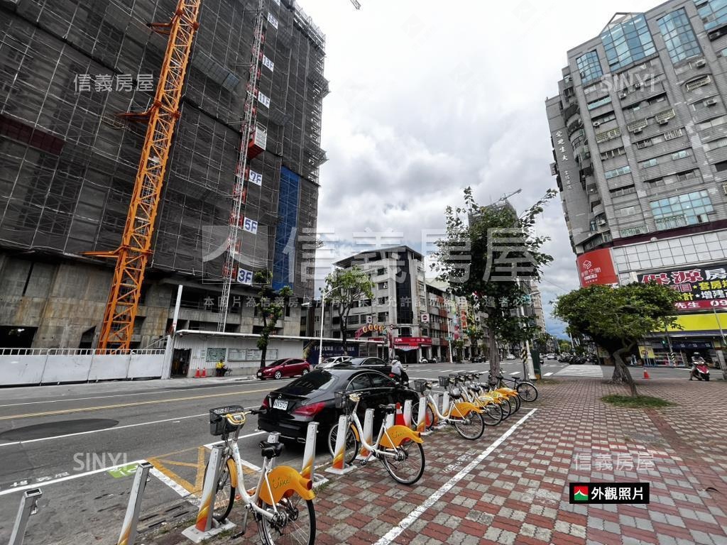 國泰頤河平車大三房露臺戶房屋室內格局與周邊環境
