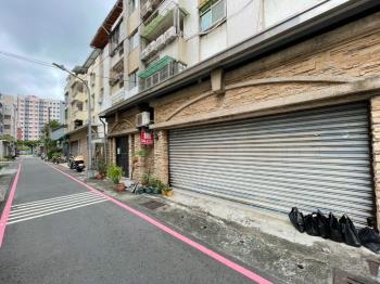 高鐵大面寬邊間一樓公寓