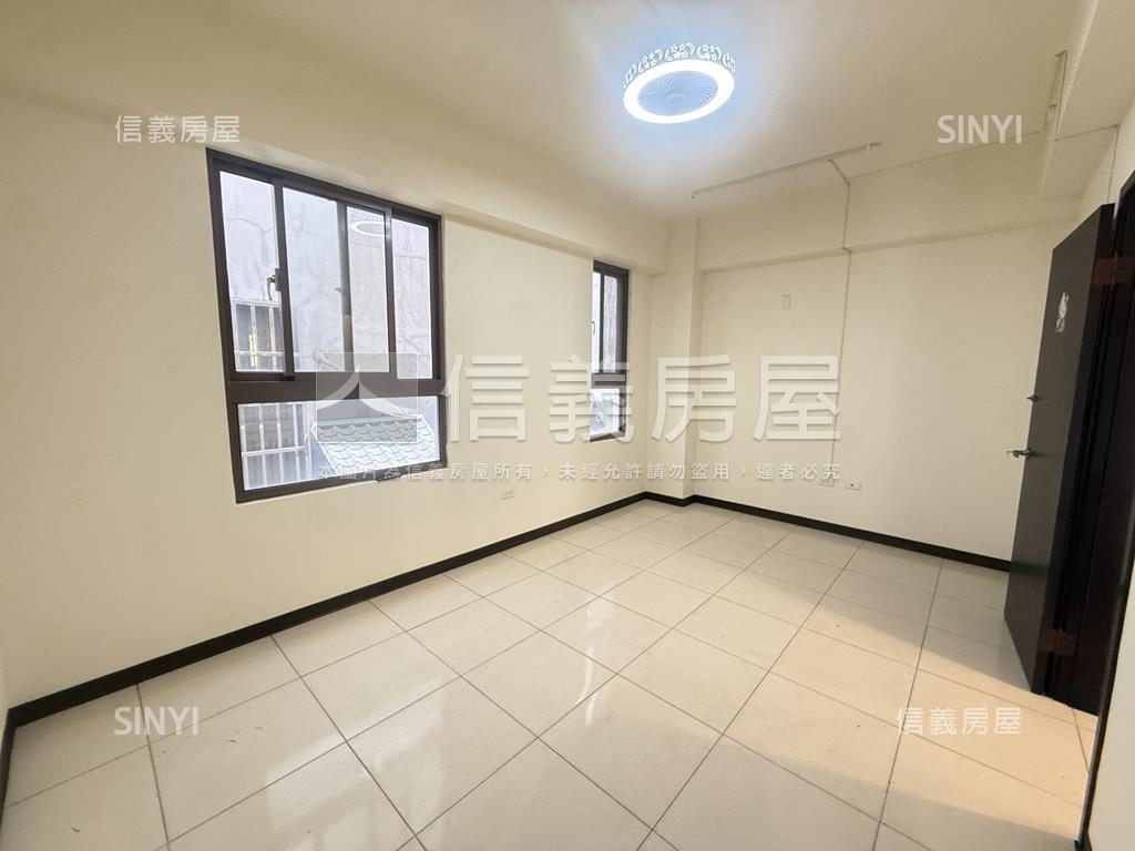 近７４孝親美透天屋況佳房屋室內格局與周邊環境