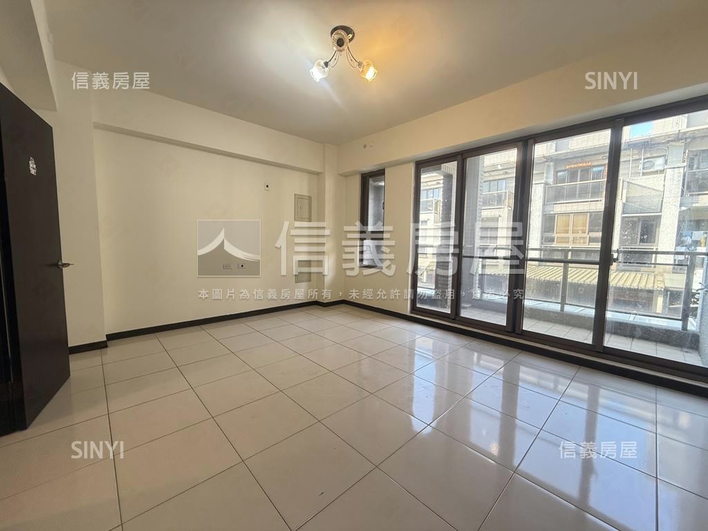 近７４孝親美透天屋況佳房屋室內格局與周邊環境