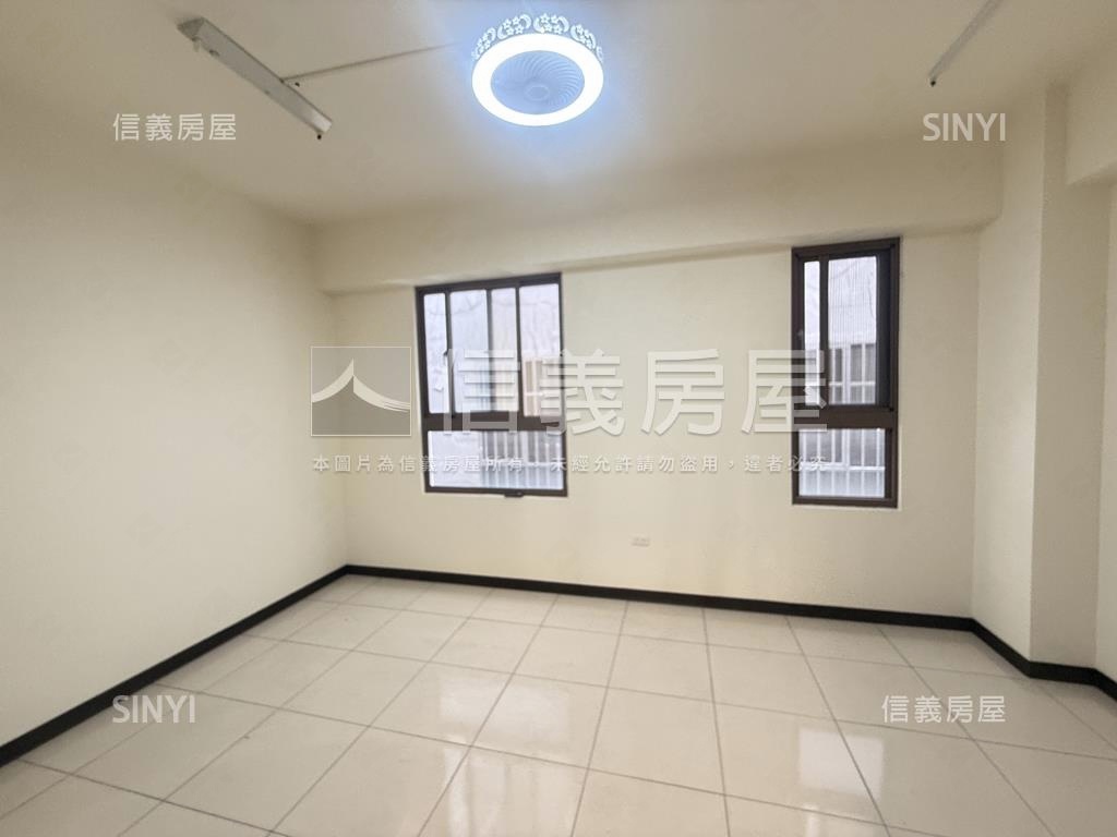 近７４孝親美透天屋況佳房屋室內格局與周邊環境