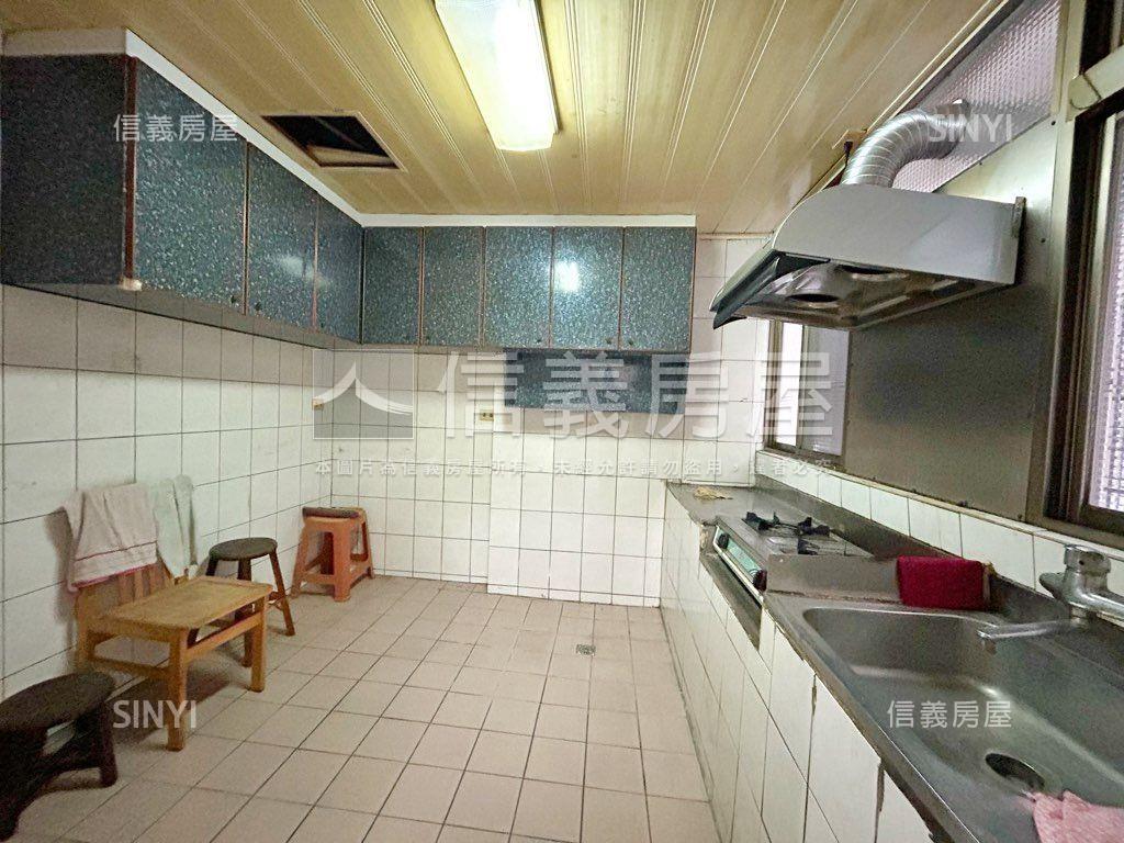 Ｎｅｗ！石牌學區公寓２樓房屋室內格局與周邊環境