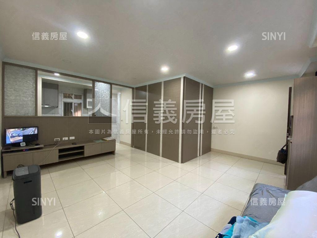 山仔頂匠心裝潢透天美宅房屋室內格局與周邊環境