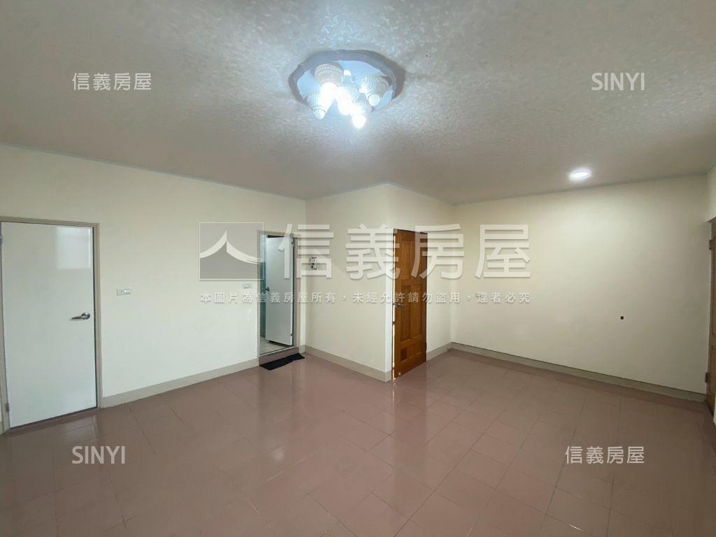 山仔頂匠心裝潢透天美宅房屋室內格局與周邊環境