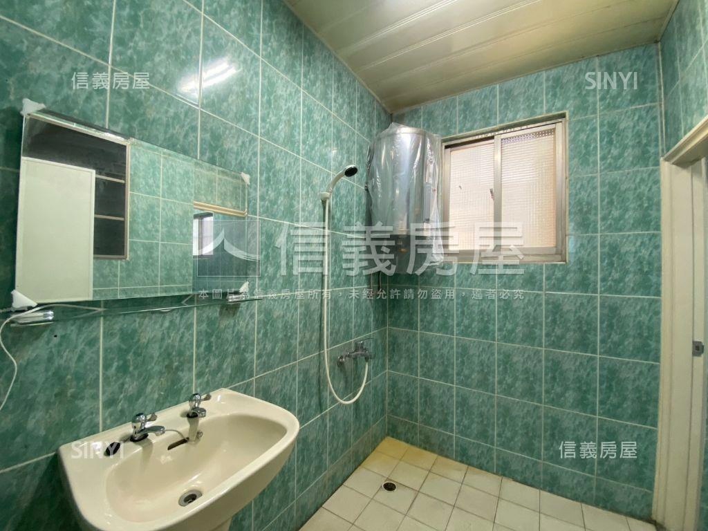 山仔頂匠心裝潢透天美宅房屋室內格局與周邊環境