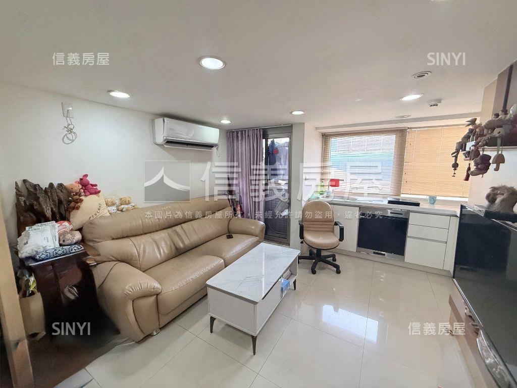 信義星座【專任】高樓景觀房屋室內格局與周邊環境