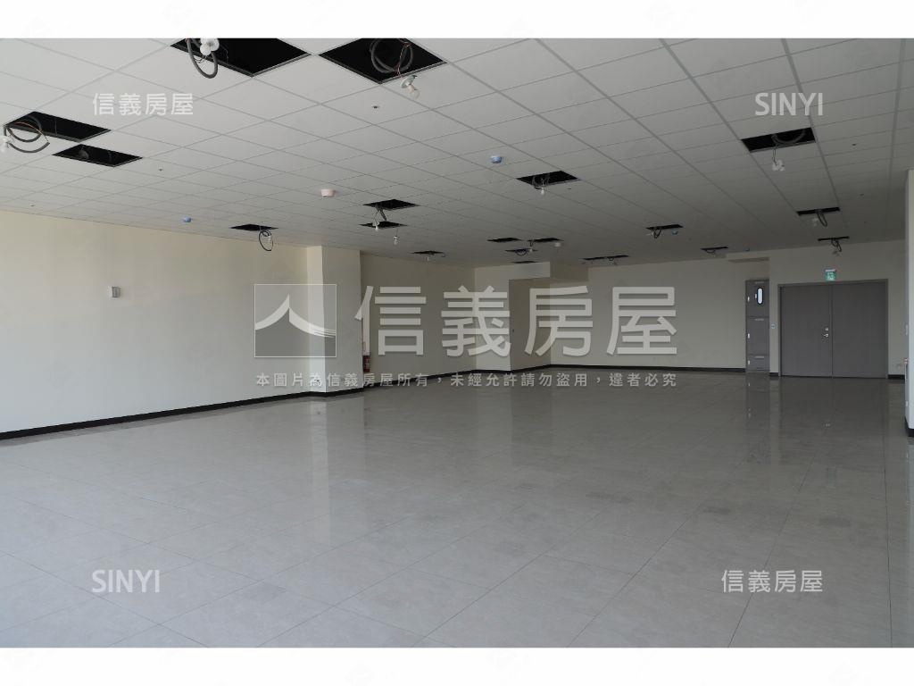 永寧捷運站高層２戶辦公房屋室內格局與周邊環境