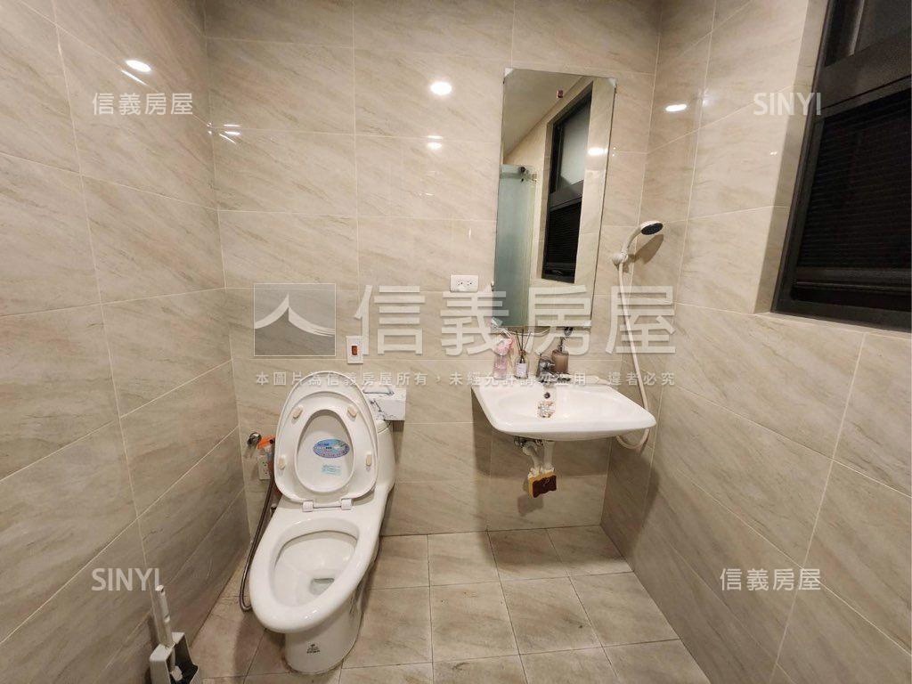 萬華千耀學１樓辦公店面房屋室內格局與周邊環境