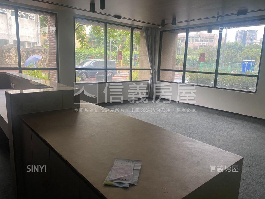 萬華千耀學１樓辦公店面房屋室內格局與周邊環境