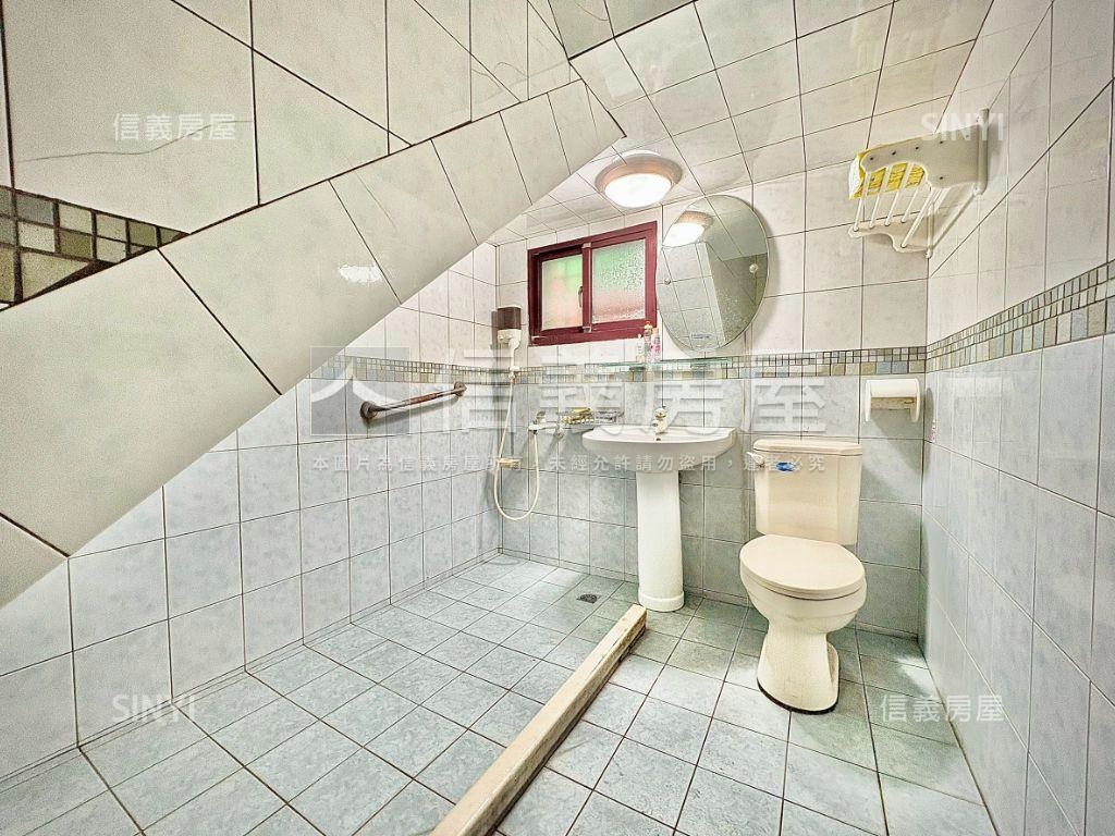 麻豆｜大地坪獨棟別墅房屋室內格局與周邊環境