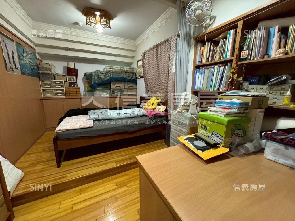 當層一戶雙衛浴開窗雙車位房屋室內格局與周邊環境