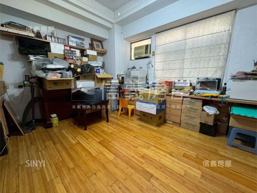 當層一戶雙衛浴開窗雙車位房屋室內格局與周邊環境