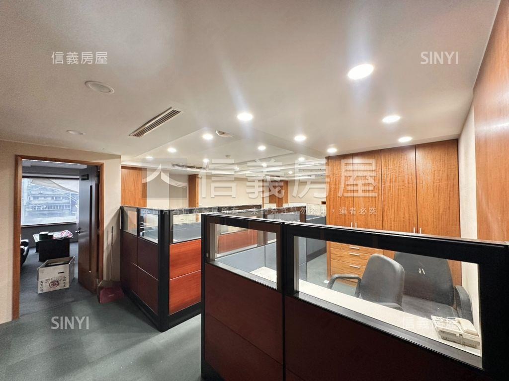信義商圈永吉住辦稀有釋出房屋室內格局與周邊環境