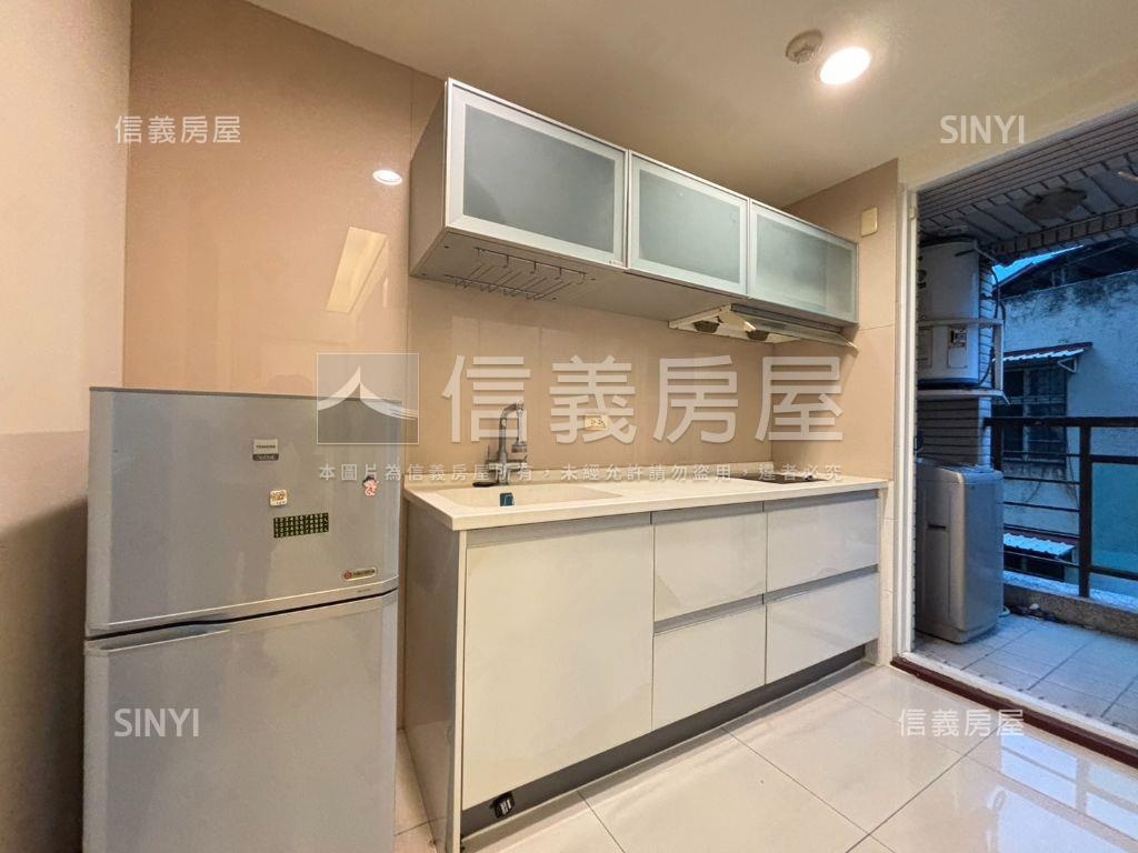 建興學區太子ＬＶ精緻兩房房屋室內格局與周邊環境