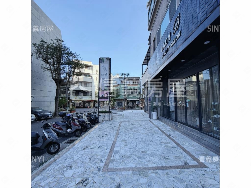 富農街店面附平面車位房屋室內格局與周邊環境
