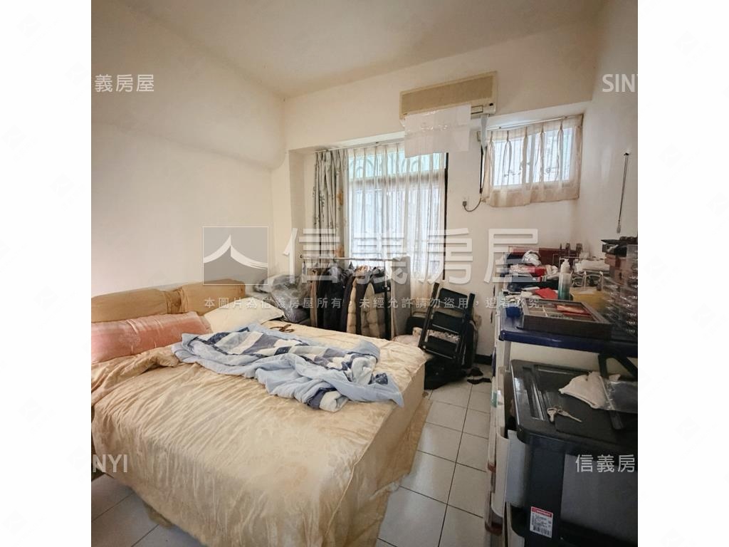 富農街店面附平面車位房屋室內格局與周邊環境