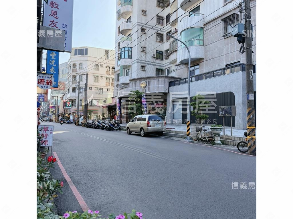 富農街店面附平面車位房屋室內格局與周邊環境