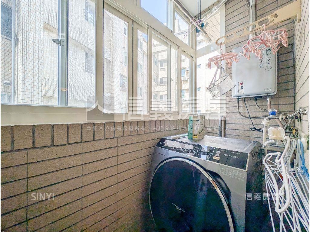 誠售麗湖學區電梯房附車位房屋室內格局與周邊環境