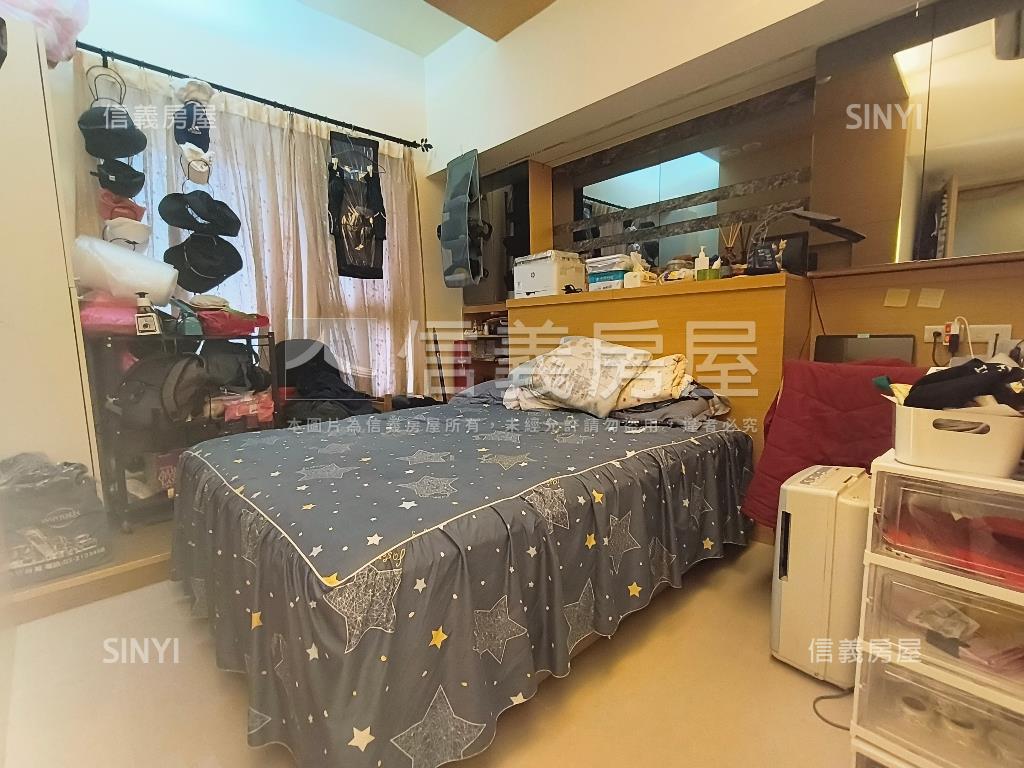 藝術首席景緻三房車位房屋室內格局與周邊環境