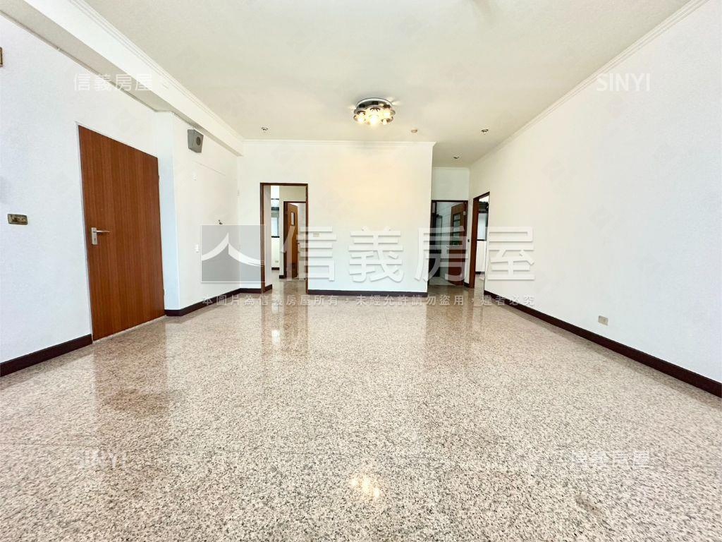 稀有獨棟電梯大空間房屋室內格局與周邊環境