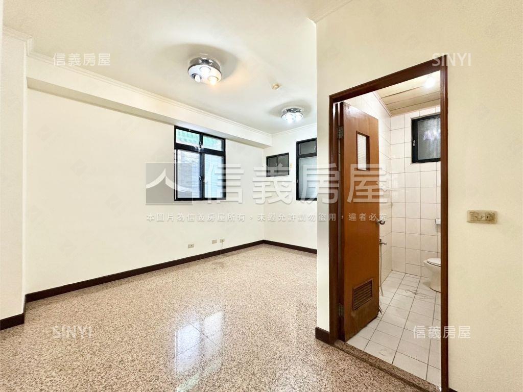 稀有獨棟電梯大空間房屋室內格局與周邊環境