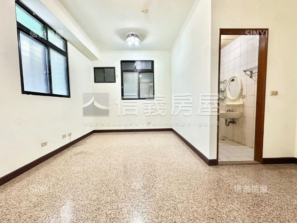 稀有獨棟電梯大空間房屋室內格局與周邊環境