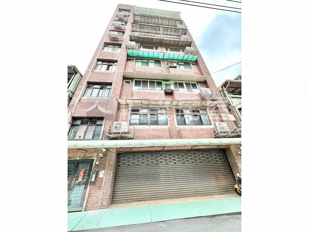 稀有獨棟電梯大空間房屋室內格局與周邊環境